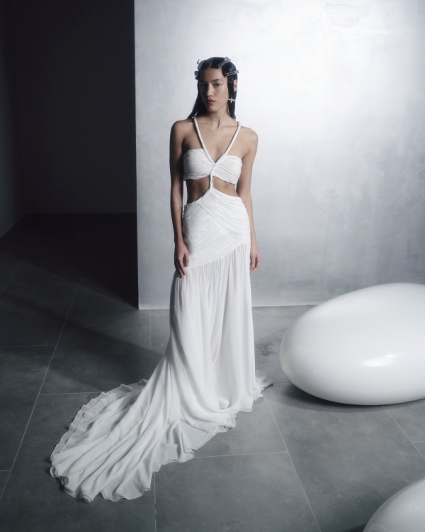 Дизайнер Арина Боганова о становлении бренда, открытии