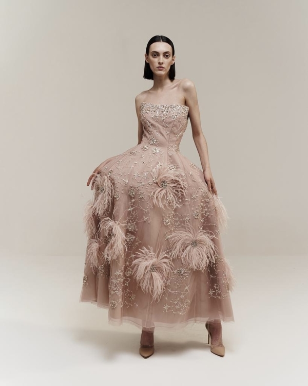 Замуж, как Бриджертоны. 30 предметов гардероба для