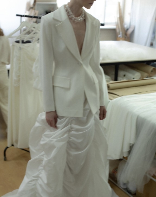 Дизайнер Арина Боганова о становлении бренда, открытии