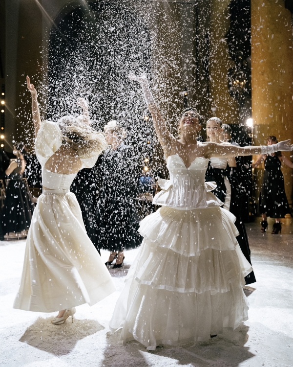 Бал — новый старый формат для свадьбы. Как