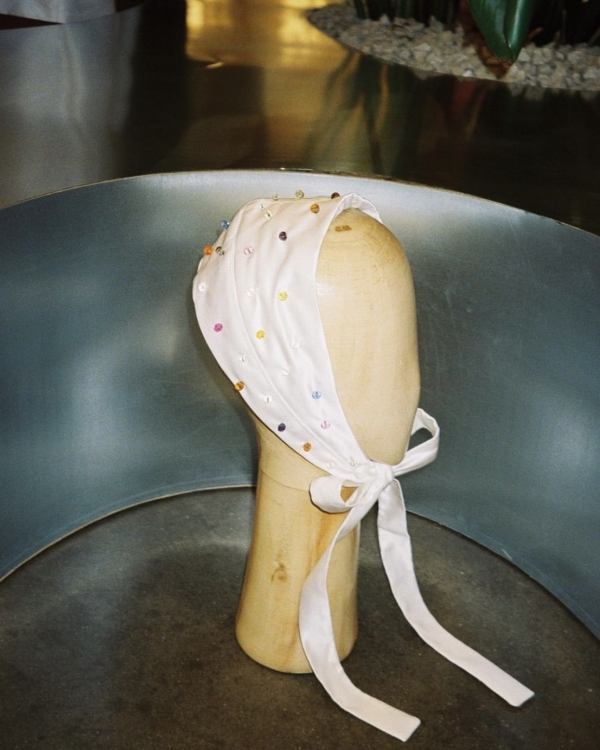 От чепчиков и Таро до «цацок» и