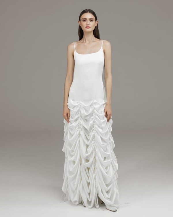 Замуж, как Бриджертоны. 30 предметов гардероба для