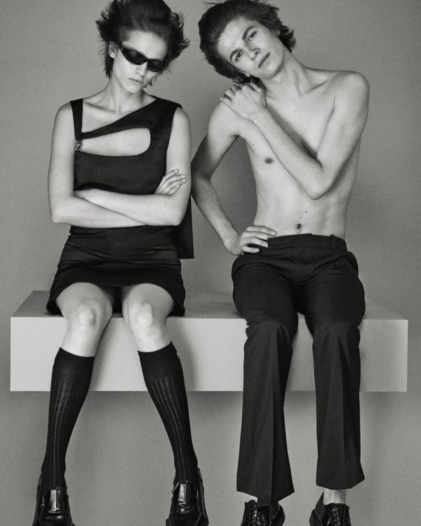 Dress code: total black. Собираем образы для