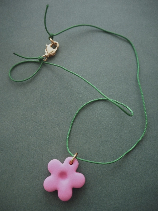 Еще одна из рода Олсен. Все, что