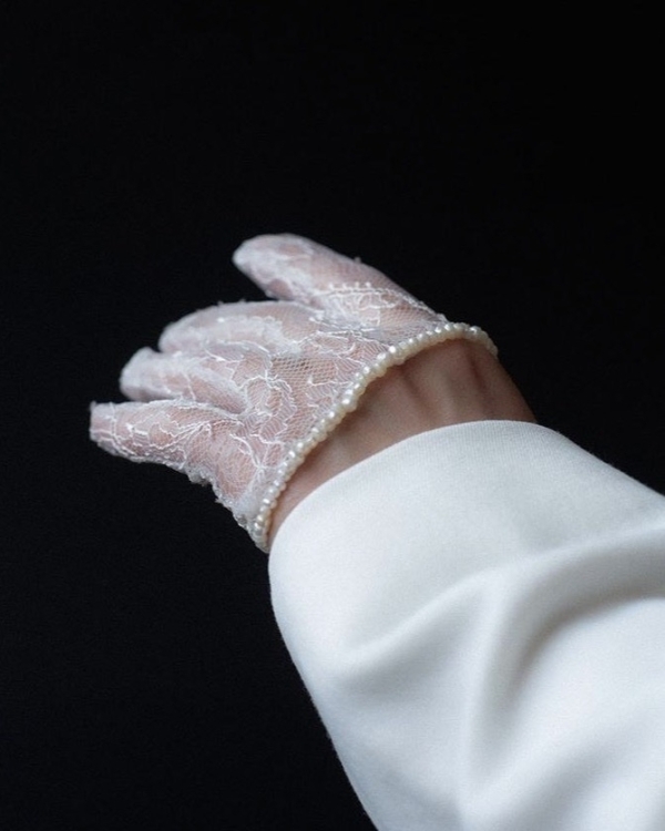 Замуж, как Бриджертоны. 30 предметов гардероба для