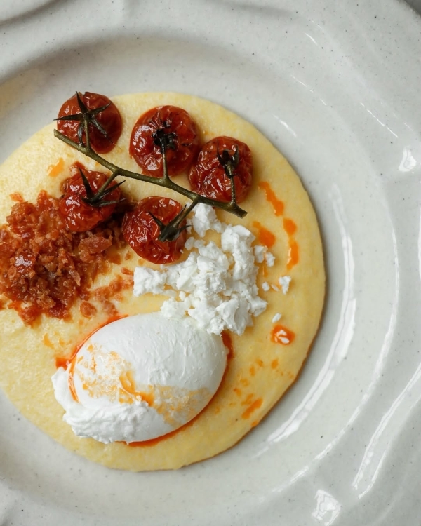 Виниловый маркет в Found, открытие летнего двора