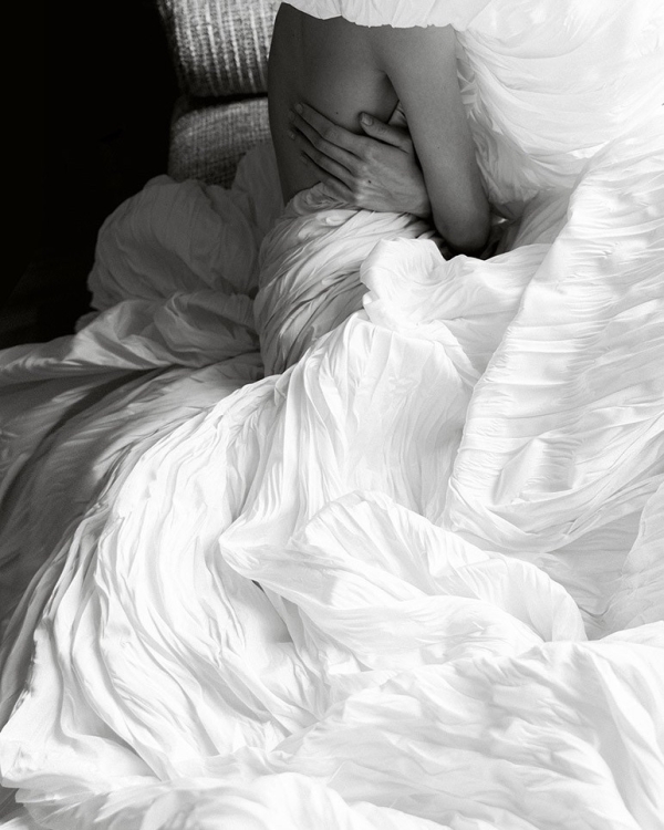 Унесенные ветром: показываем свадебные платья со шлейфом