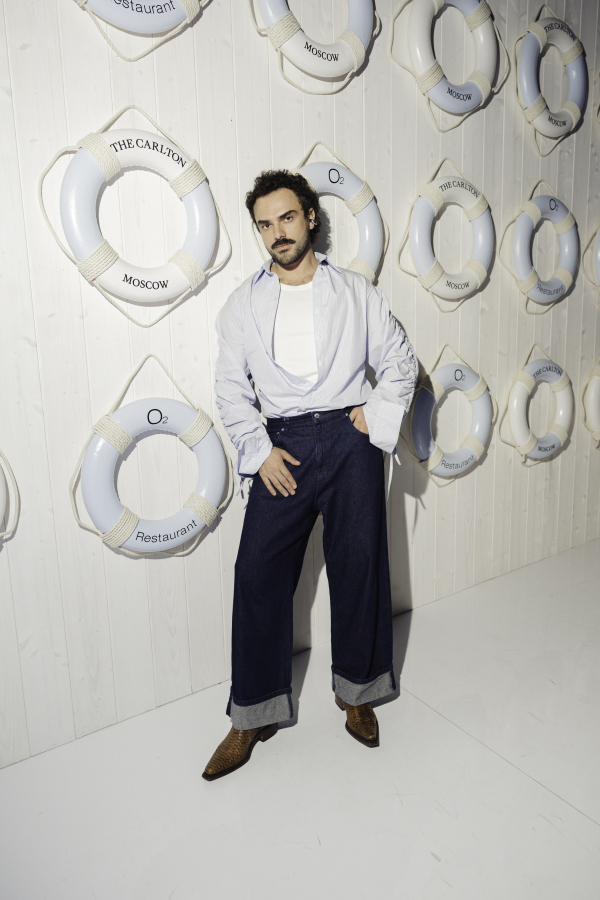 Все наверх! Ресторан O2 в The Carlton