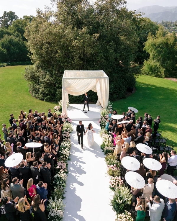 Деми Ловато вышла замуж