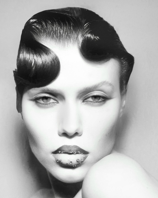 Fancy-прически 2025, которые подойдут выпускницам и гостям