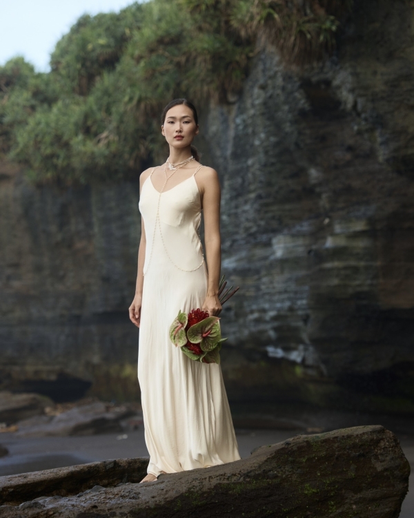 Унесенные ветром: показываем свадебные платья со шлейфом