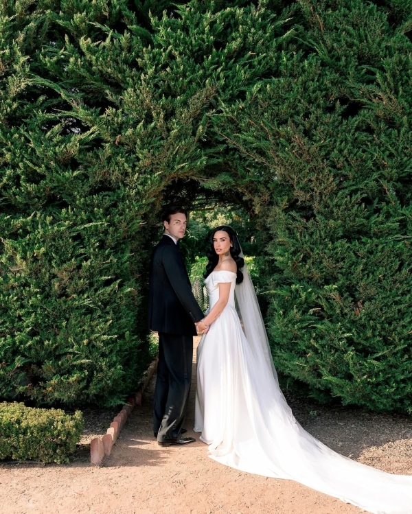 Деми Ловато вышла замуж