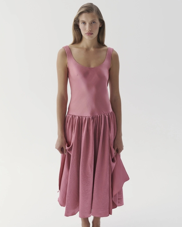 «Медлячок, чтобы ты заплакала», или Как одеться