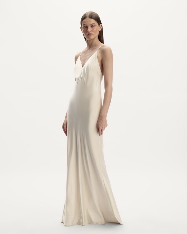 Можно расслабиться: образы невесты для Pre-Wedding Party