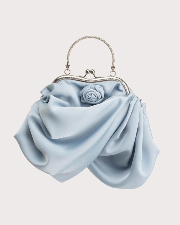 Цветочный принт — большой тренд теплого сезона,