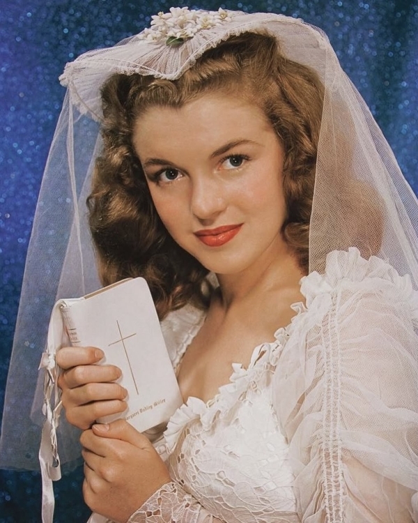 Какими были три свадьбы Мэрилин Монро