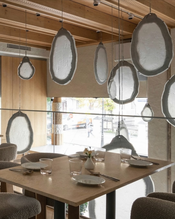 Виниловый маркет в Found, открытие летнего двора