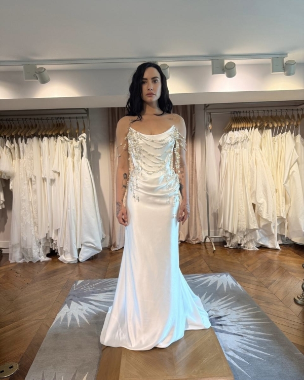 Деми Ловато вышла замуж