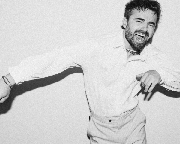 Ведущие Роман Медведев