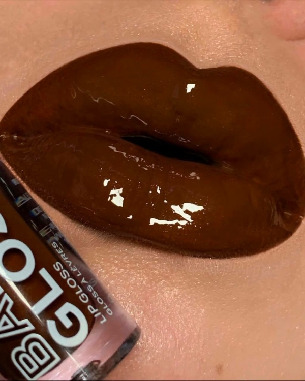 Коричневый — главный свадебный цвет по версии