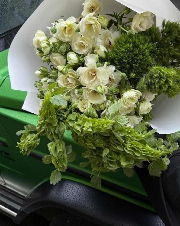 Где покупать цветы в Санкт-Петербурге?