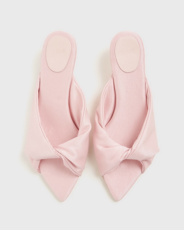 От отличных свадебных платьев до аксессуаров: собрали