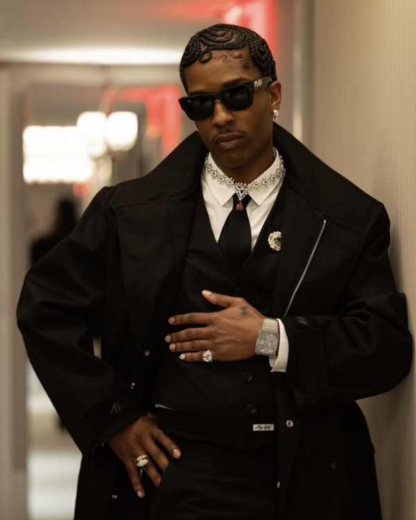 Какие украшения, часы или даже цвета сигналят