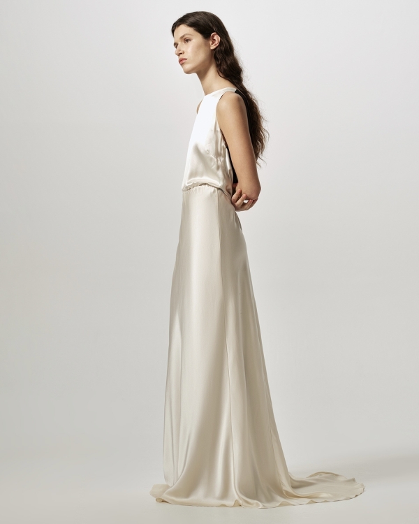 Унесенные ветром: показываем свадебные платья со шлейфом