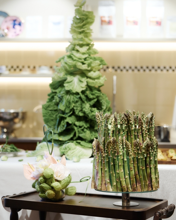 Парижский ужин в честь премьеры «И просто