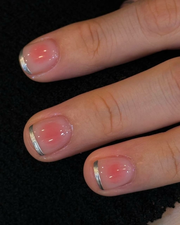 7 трендов летнего маникюра для невест 2025