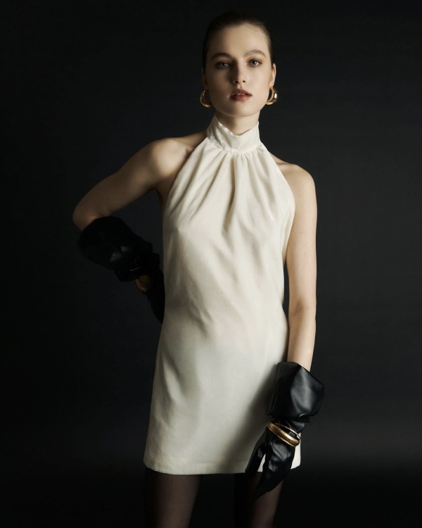 (Не)запасной вариант: платье мини — отличное решение