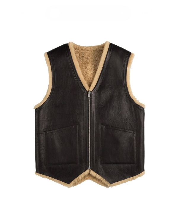 Что подарить жениху в день свадьбы?