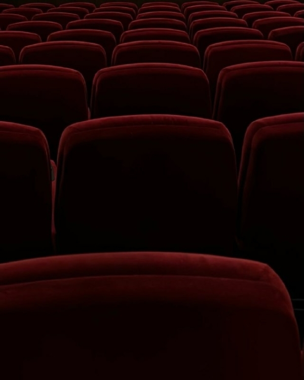 Виниловый маркет в Found, открытие летнего двора