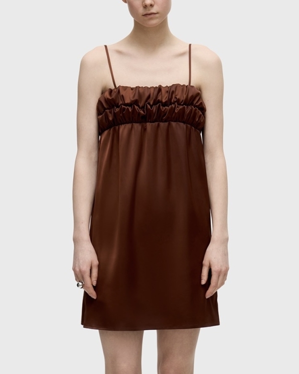 «Медлячок, чтобы ты заплакала», или Как одеться