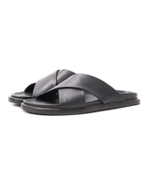 Что подарить жениху в день свадьбы?