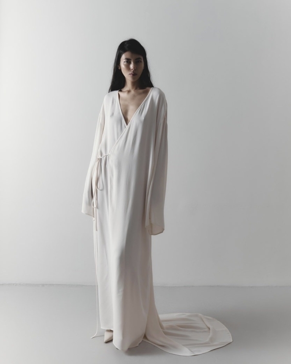 Унесенные ветром: показываем свадебные платья со шлейфом