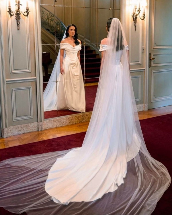 Деми Ловато вышла замуж