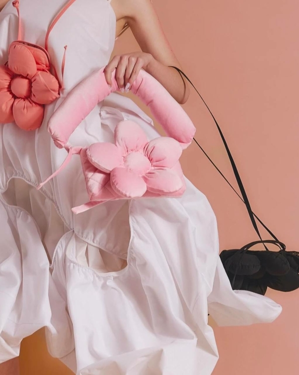 Цветочный принт — большой тренд теплого сезона,