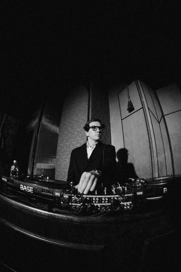 Диджеи DJ VADIMSKEE