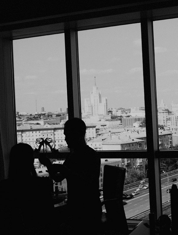 Стильная свадебная вечеринка в лофте