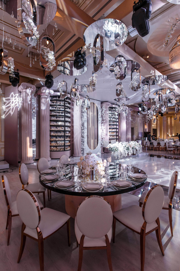 Ведущий Александр Белов и Ульяна Бердышева: свадьба,