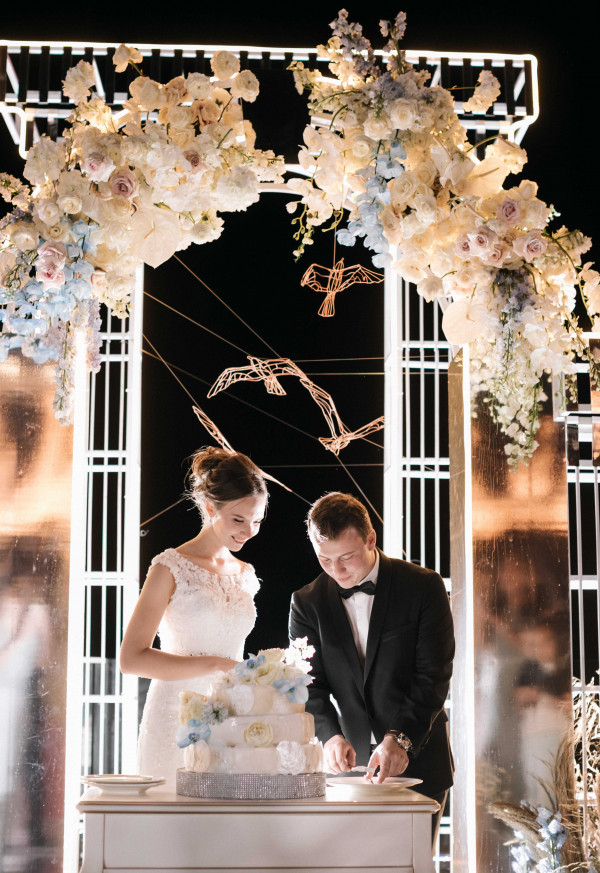 Свадьба на белоснежной вилле в Греции