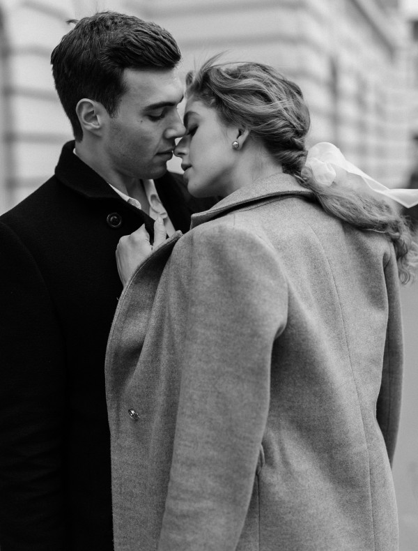 Хвост с бантом — самая трогательная свадебная