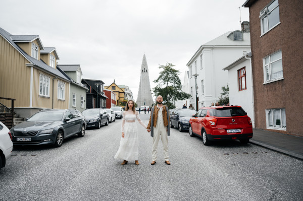 Свадьба на черном пляже в Исландии