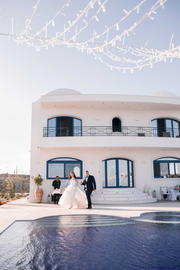 Свадьба на белоснежной вилле в Греции