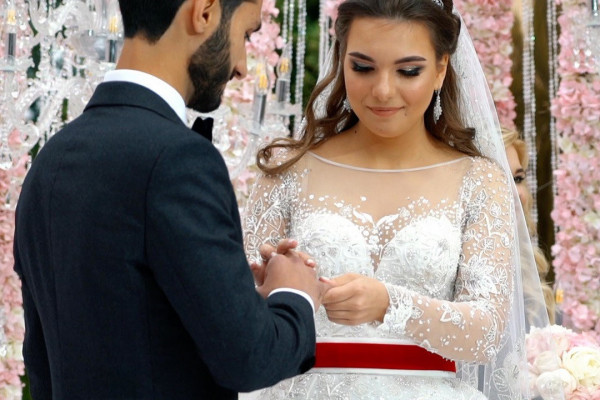 Love story вне времени: грандиозный проект Miras