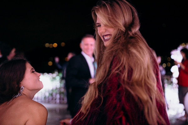 Свадебная вечеринка на озере Комо