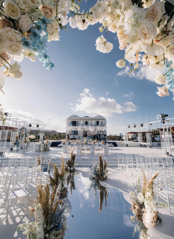 Свадьба на белоснежной вилле в Греции