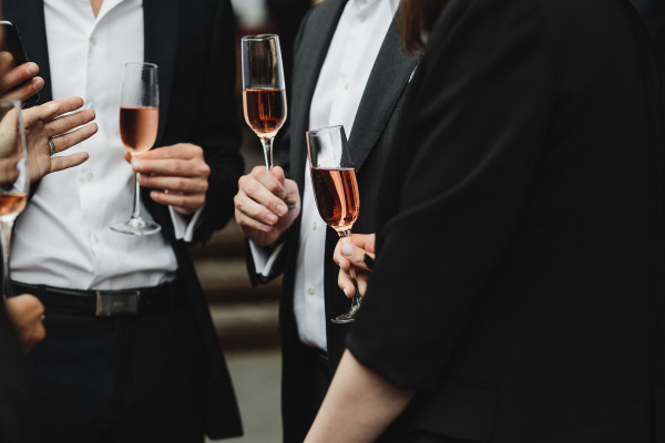 Кинематографичная свадьба на границе реальности и иллюзии