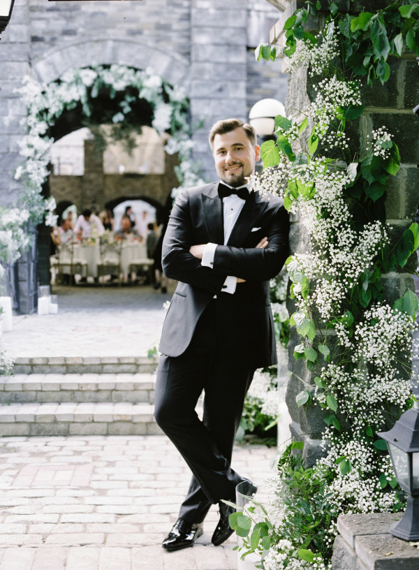 Свадьба в сказочном саду